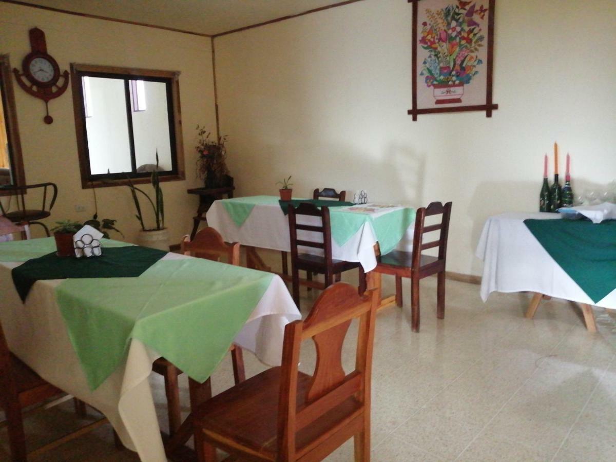 Monte Los Lirios Lodge Monteverde Eksteriør bilde