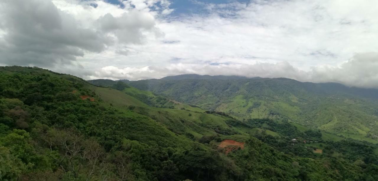 Monte Los Lirios Lodge Monteverde Eksteriør bilde