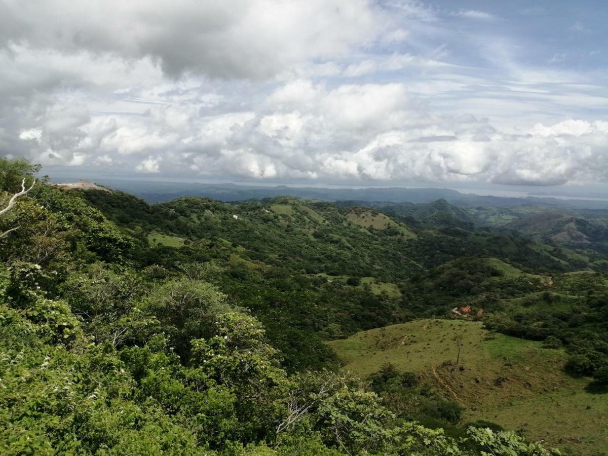 Monte Los Lirios Lodge Monteverde Eksteriør bilde